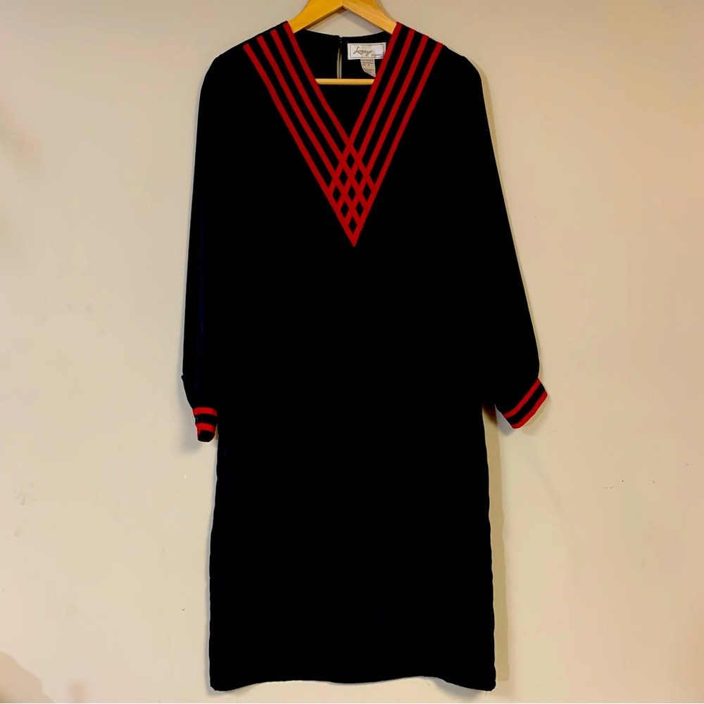 LORENZO Vintage Dress Women’s 8 Striped V Neck Shift Dress Black Red Long Sleeve